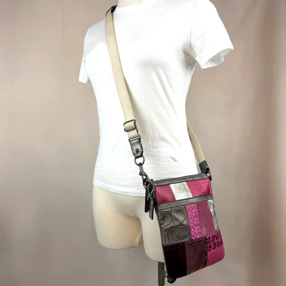 Vintage Y2K COACH Patchwork Pink Silver‎ Crossbody Monogram 2 Hang Tags Festival